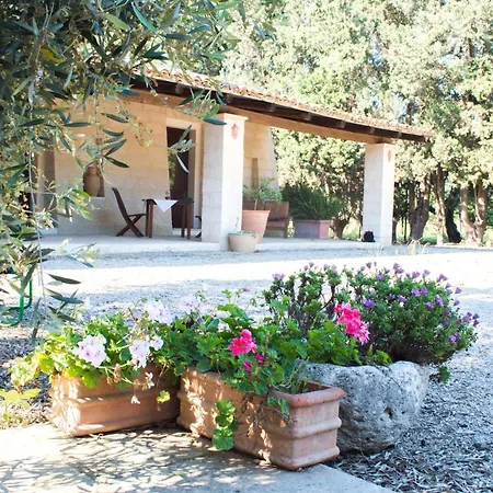 Agriturismo De Lorenzi Bed & Breakfast *